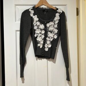Ryu Cropped Puff Sleeve Cardigan with silver/ white flowers